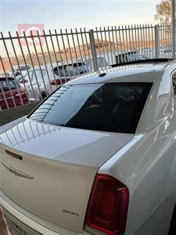 كرايسلر 300